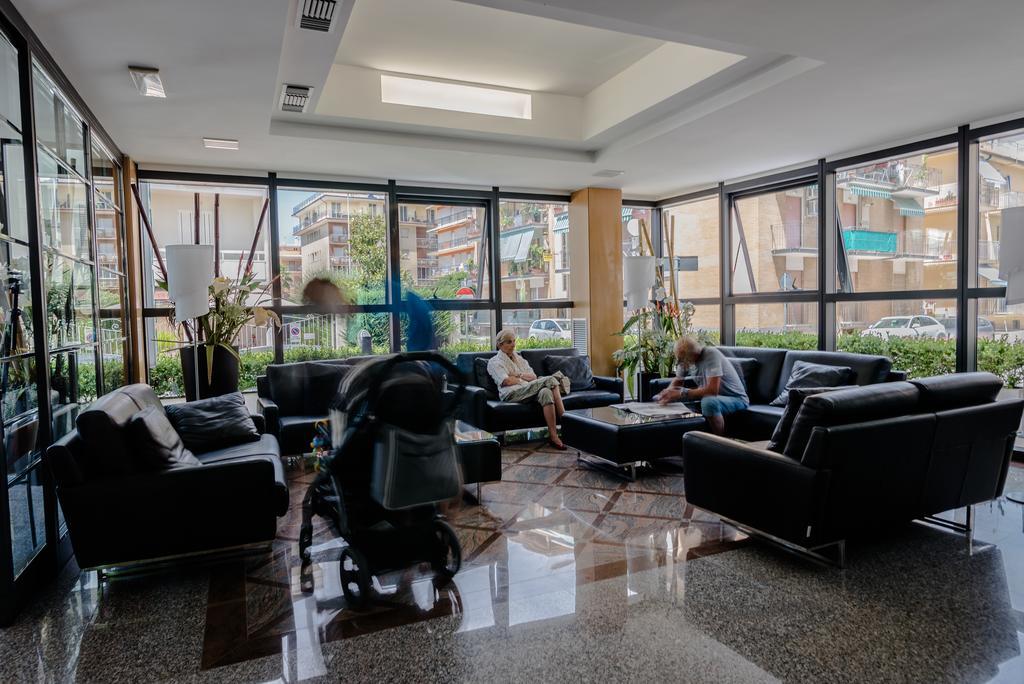 Hotel Taormina Σαν Μπενεντέτο ντελ Τρόντο Εξωτερικό φωτογραφία