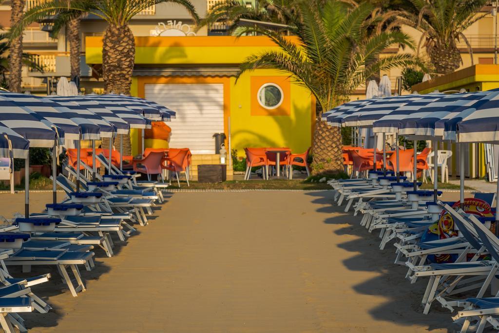 Hotel Taormina Σαν Μπενεντέτο ντελ Τρόντο Εξωτερικό φωτογραφία