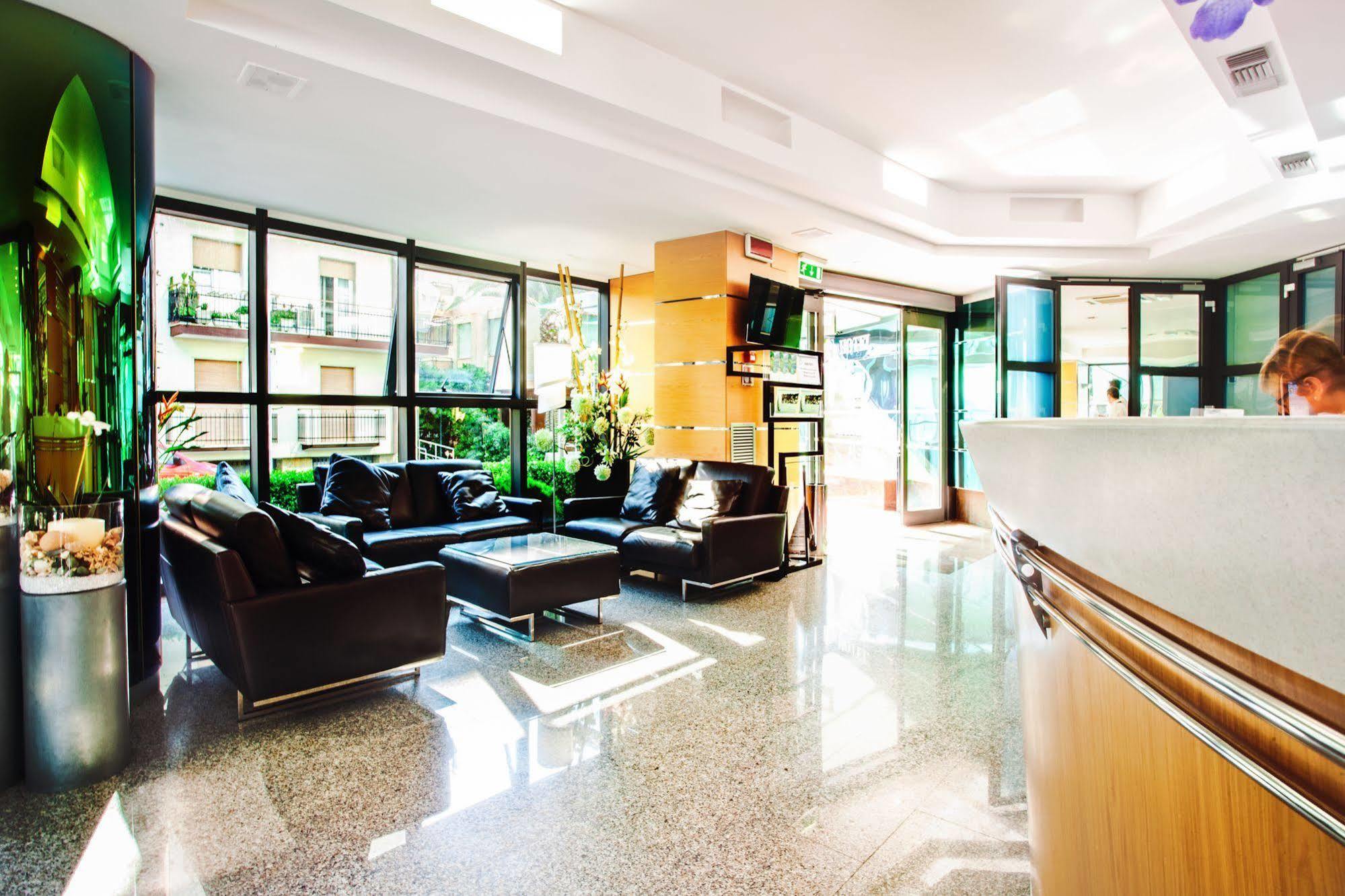 Hotel Taormina Σαν Μπενεντέτο ντελ Τρόντο Εξωτερικό φωτογραφία